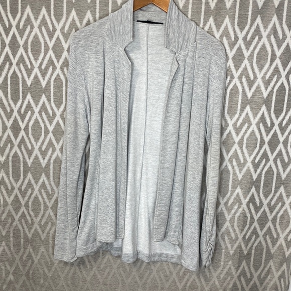 Katherine Barclay Open Front Structured Sweatshirt Size: Med Gray - Picture 1 of 3